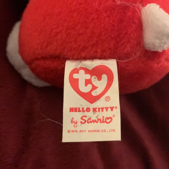 Hello Kitty Christmas plush🎄 - Picture 3 of 3